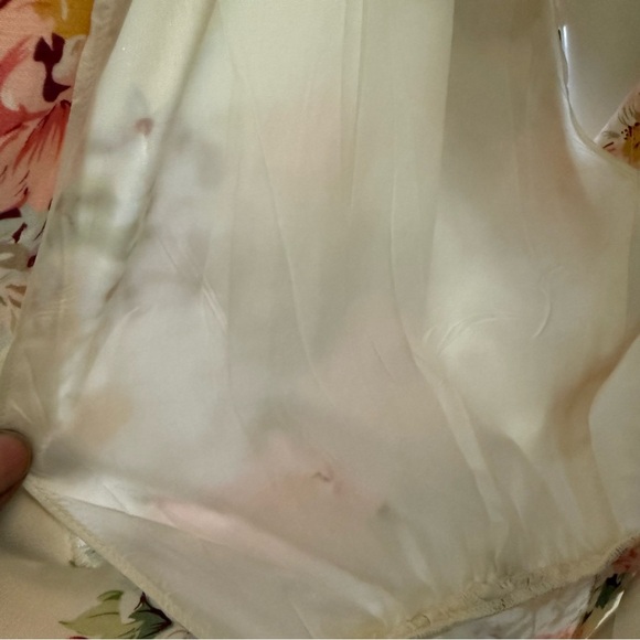 Vintage Depeche ModeChic Floral Maxi Dress in Cream and Pink - Picture 9 of 10